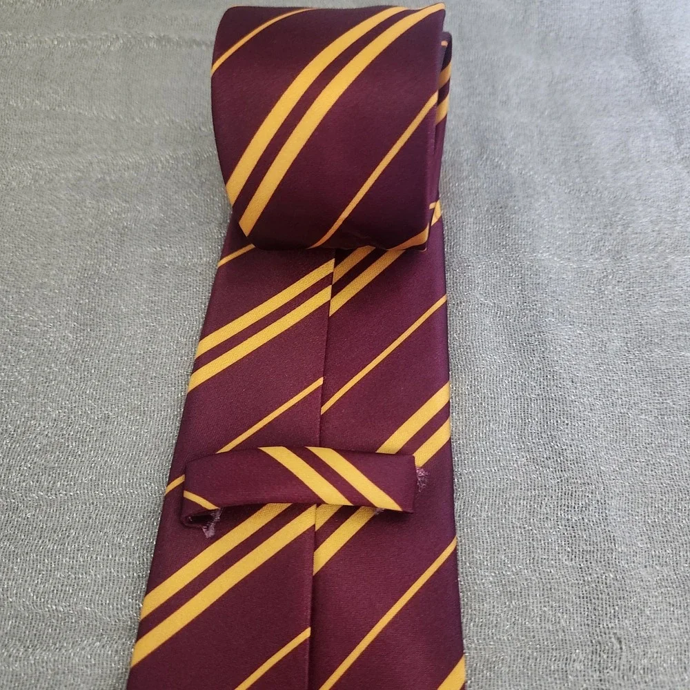 Harry Potter‎ Gryffindor Tie Rubies Costume Co Burgundy Gold Striped Hogwarts
